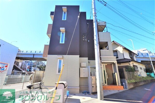 ライズ生田の物件外観写真